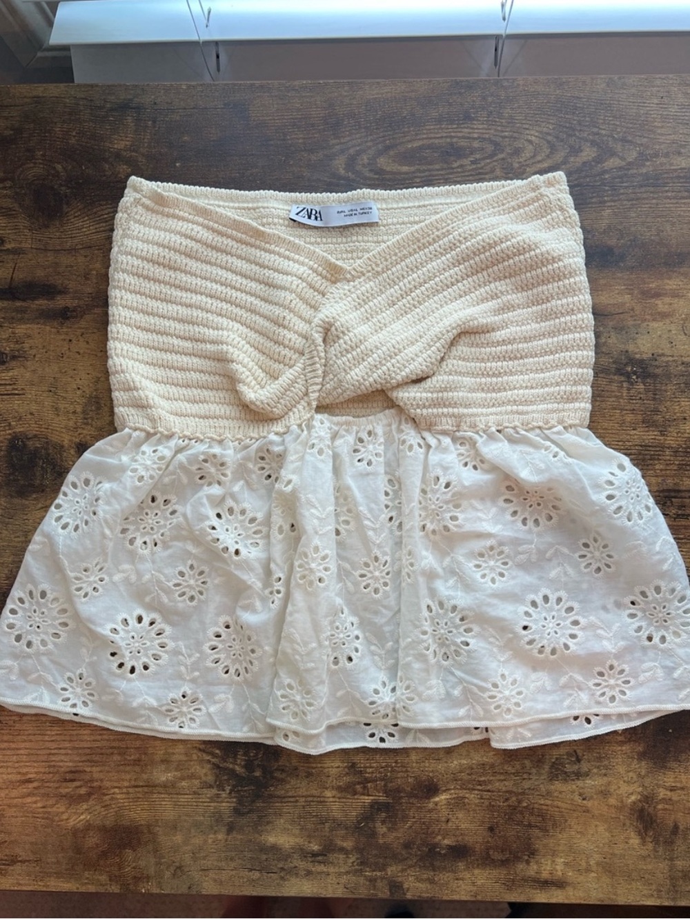 Zara Strapless Eyelet Peplum Top Ivory Crochet Twist Front Bandeau Large - Picture 2 of 9